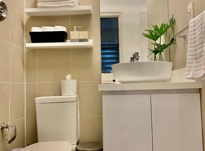 Aparthotel Casa Alba @ The Residences At Commonwealth By Century