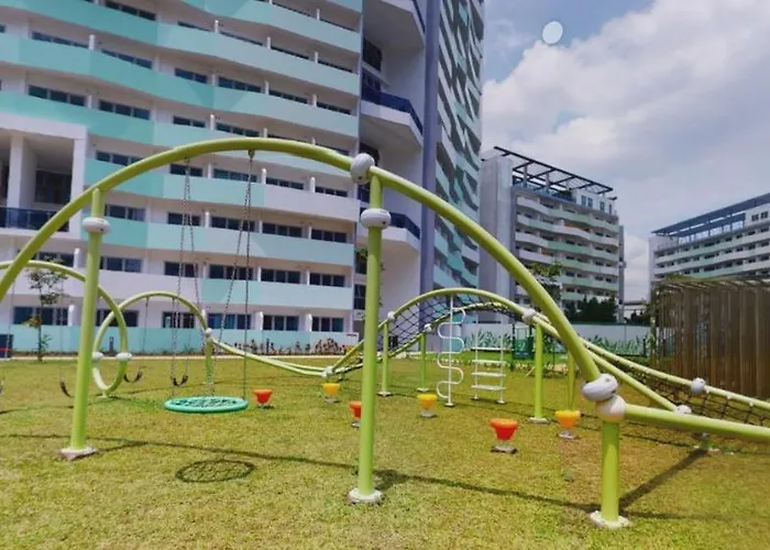 Casa Alba @ The Residences At Commonwealth By Century Aparthotel *