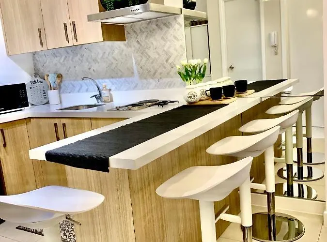 Aparthotel Casa Alba @ The Residences At Commonwealth By Century