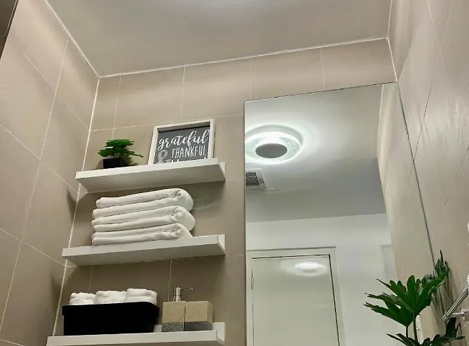 Casa Alba @ The Residences At Commonwealth By Century *