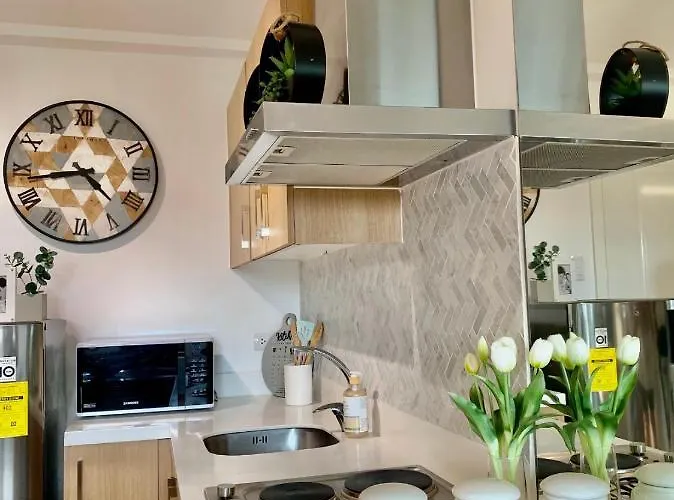 Aparthotel Casa Alba @ The Residences At Commonwealth By Century Manila