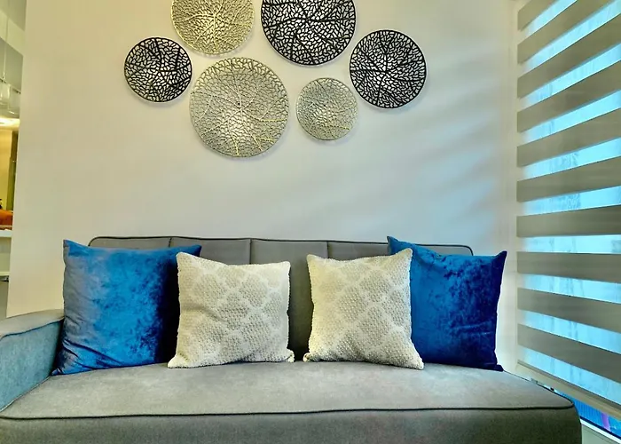 Aparthotel Casa Alba @ The Residences At Commonwealth By Century *